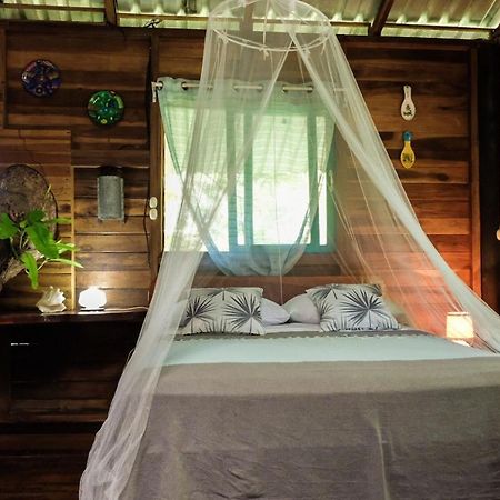 Playa Grande Lodge & Tree House Cahuita Zewnętrze zdjęcie