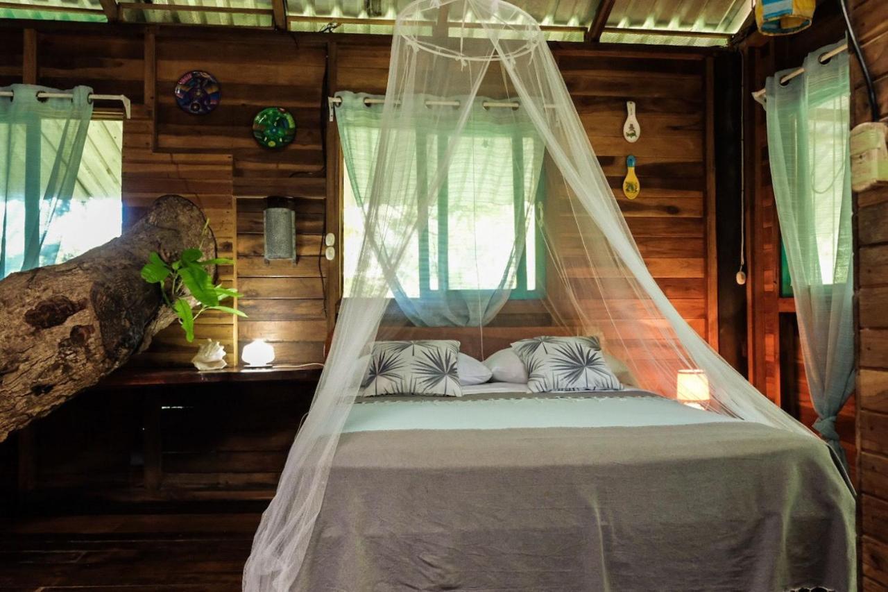 Playa Grande Lodge & Tree House Cahuita Zewnętrze zdjęcie